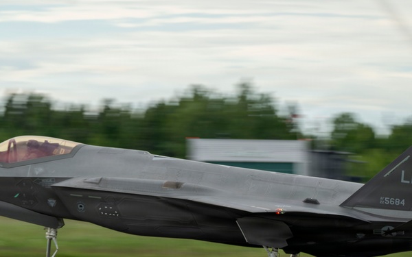 Joint Power in Finland: U.S. F-35s and Marines Integrate at Ramstein Flag 26