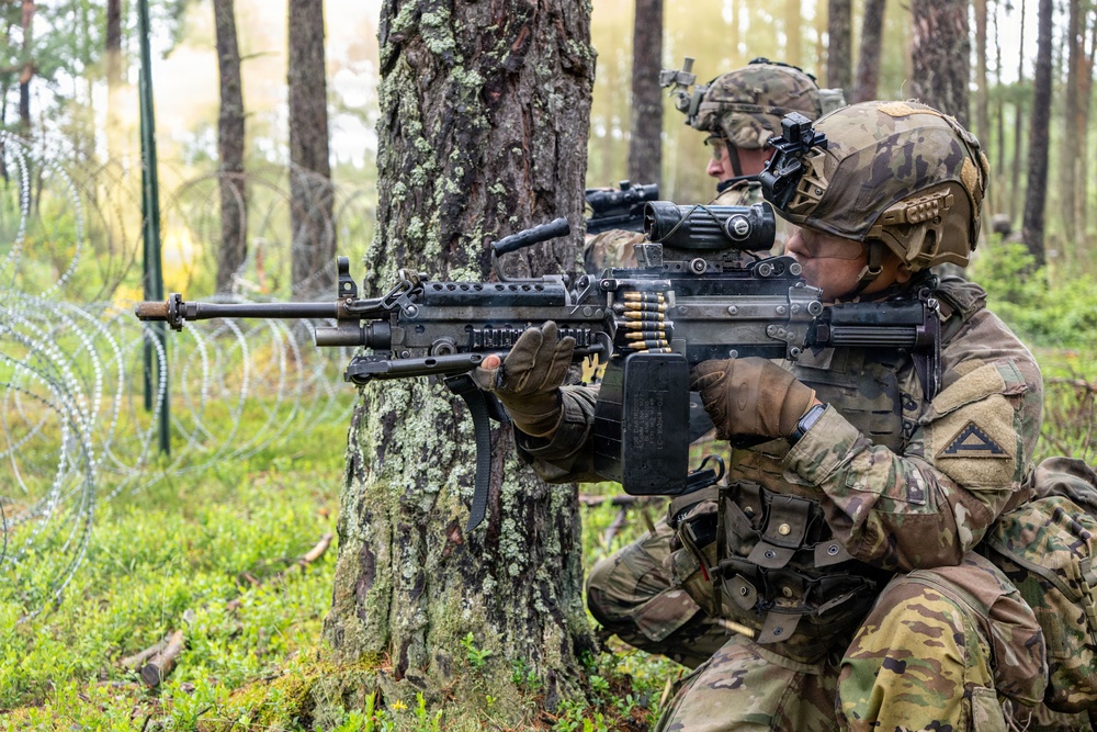 Apache Company, 1-4 Infantry - Blank fire range in GTA