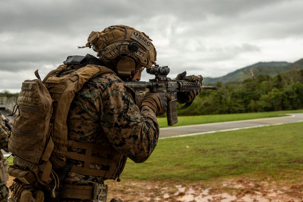 3/7 Marines Conduct Short-Bay Live-Fire Range