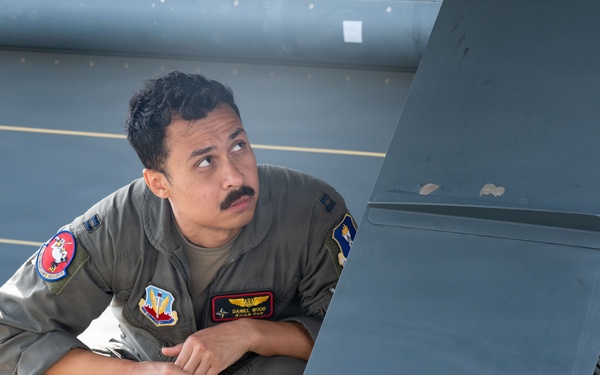 4 RS beds down RQ-4 Global Hawk mission at Yokota Air Base