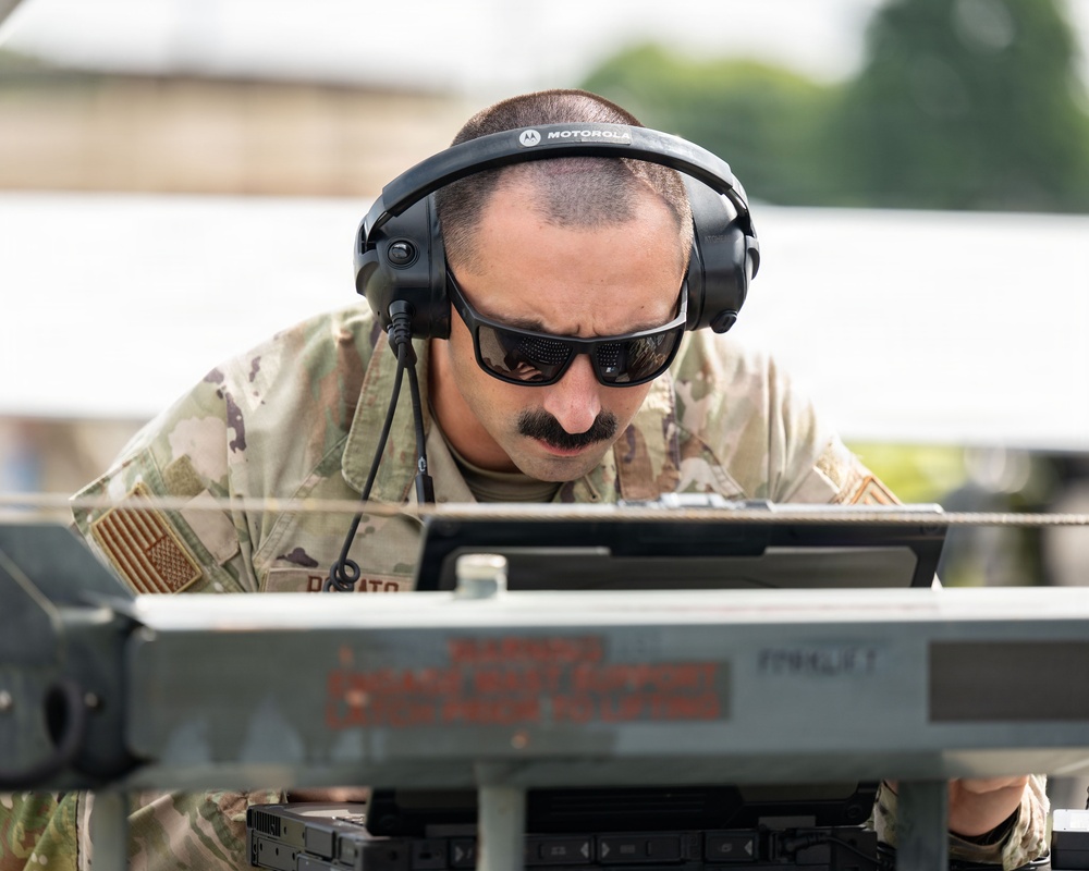 4 RS beds down RQ-4 Global Hawk mission at Yokota Air Base