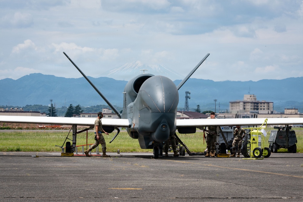 4 RS beds down RQ-4 Global Hawk mission at Yokota Air Base