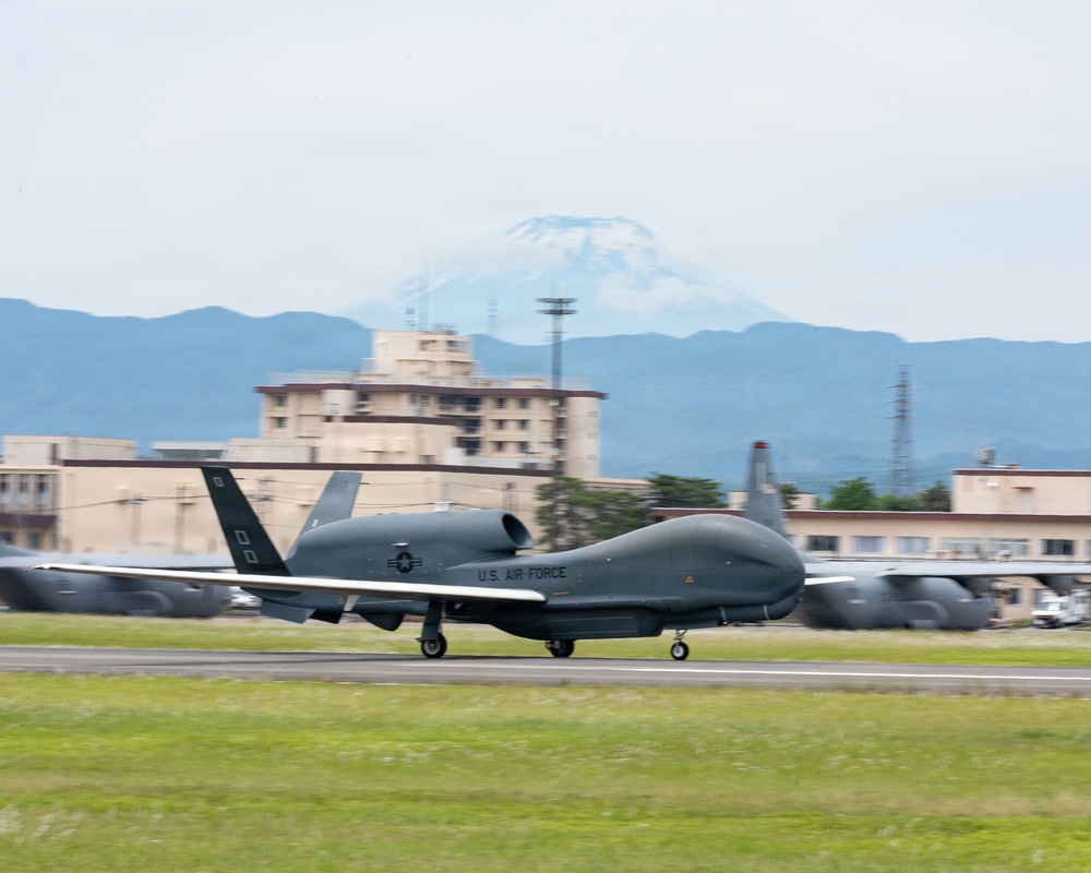 4 RS beds down RQ-4 Global Hawk mission at Yokota Air Base