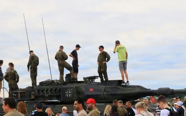 MEDDAC Bavaria leaders take part in 2026 Day of the Bundeswehr celebration