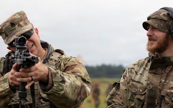 U.S. Army engineers learn from the British Army about close-quarters battle in Poland
