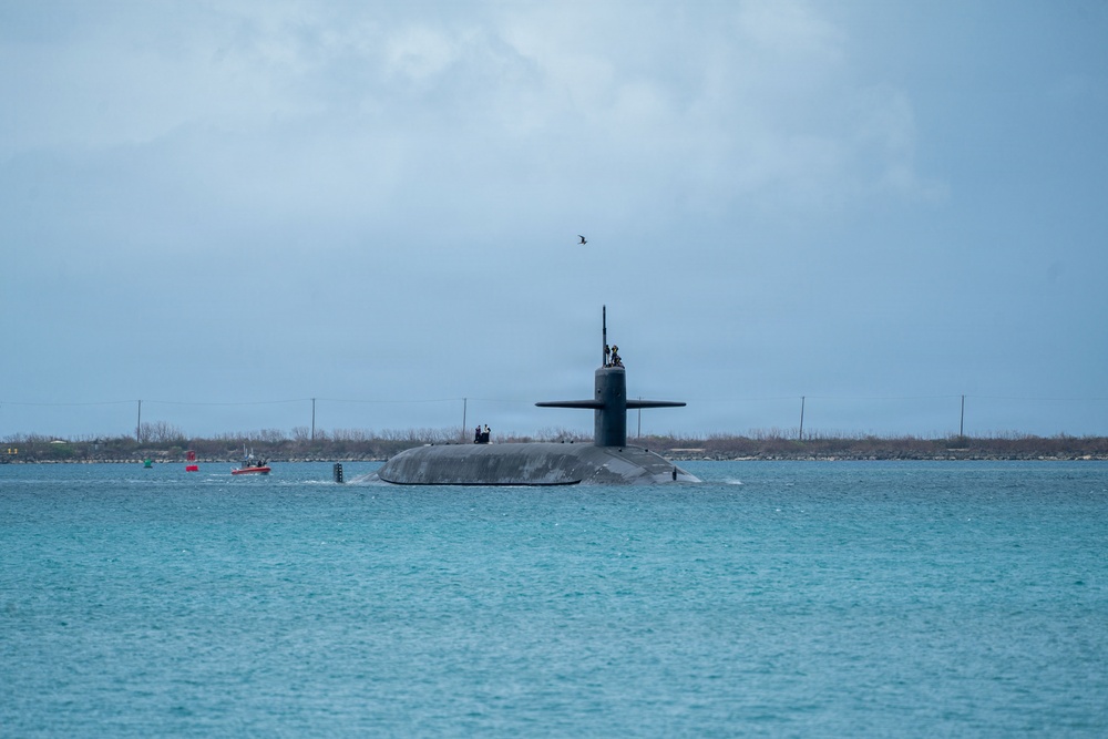 USS Maine arrives at Naval Base Guam