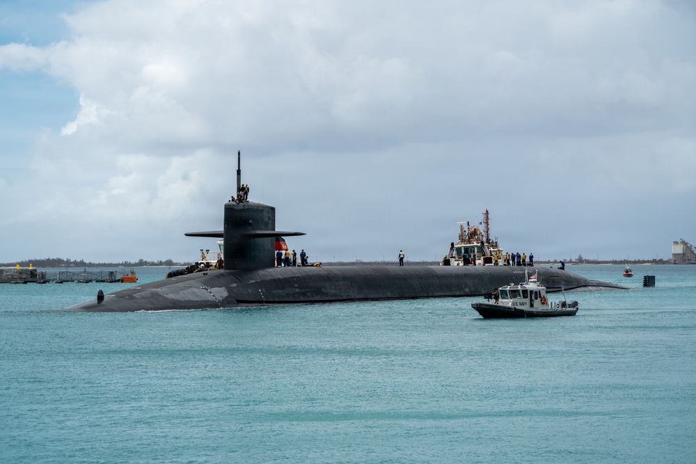 USS Maine arrives at Naval Base Guam