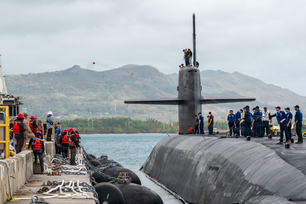 USS Maine arrives at Naval Base Guam
