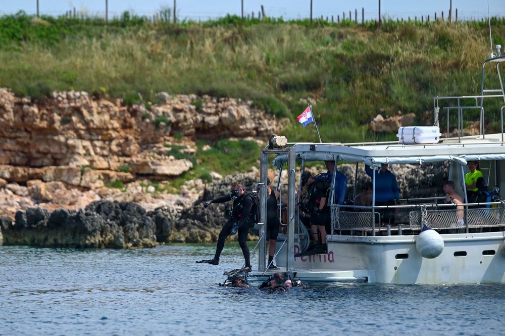 57 RQS develops combat-ready rescue forces during SCUBA training in Croatia