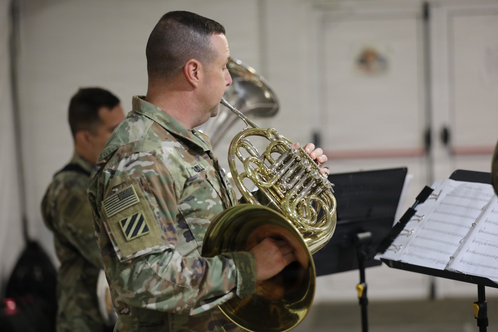 Dogface Soldiers celebrate Army Birthday