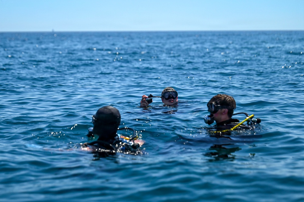 57 RQS develops combat-ready rescue forces during SCUBA training in Croatia