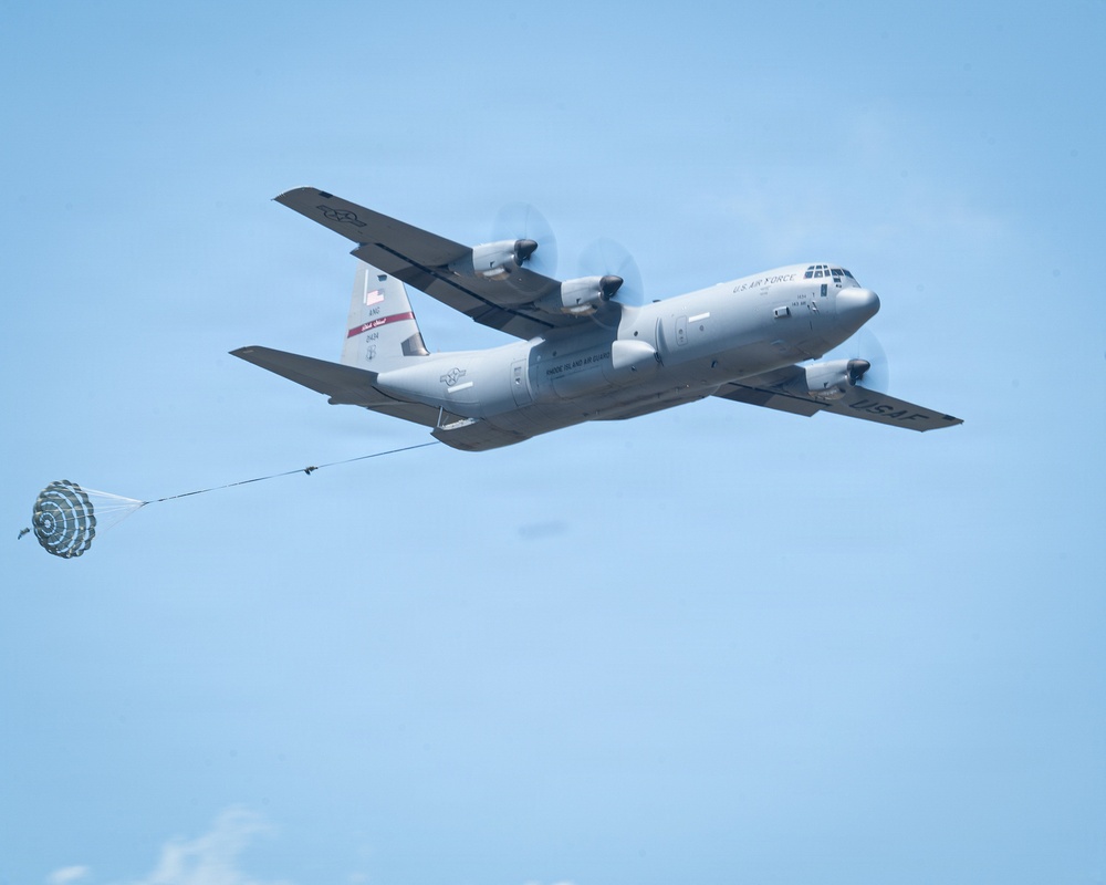 CTANG and RIANG Conduct joint tactical airlift training