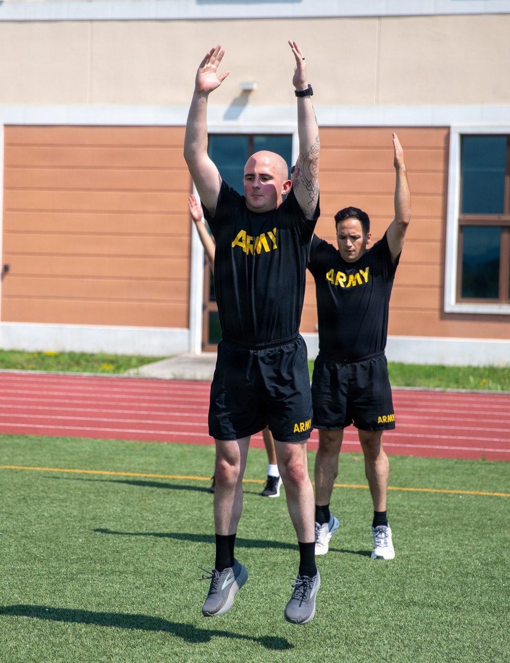 Leaders build readiness during Holistic Health and Fitness-Integrator Master Fitness Trainer course