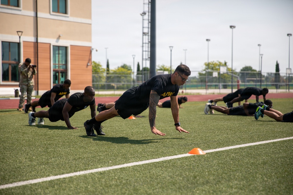 Leaders build readiness during Holistic Health and Fitness-Integrator Master Fitness Trainer course
