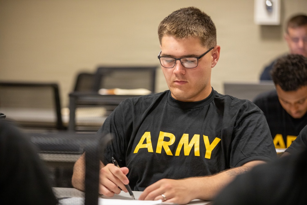 Leaders build readiness during Holistic Health and Fitness-Integrator Master Fitness Trainer course