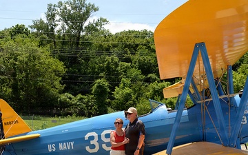 Vintage WWII plane makes stopover at Fort Leavenworth