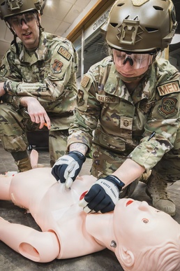 101st Air Refueling Wing Medical Group Enhances Combat Life Saving Skills Through Local Partnerships