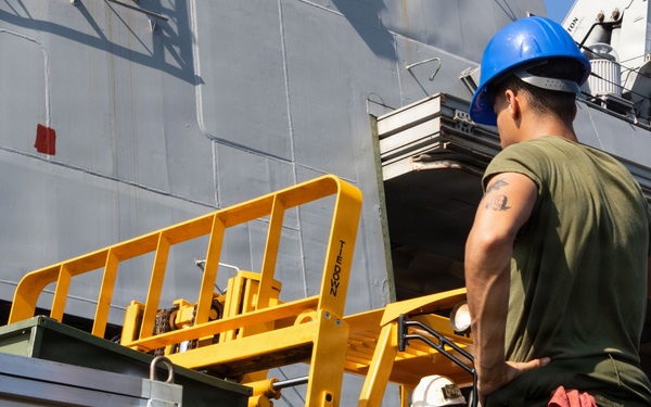 USS Portland Marines Conducts Routine Operations