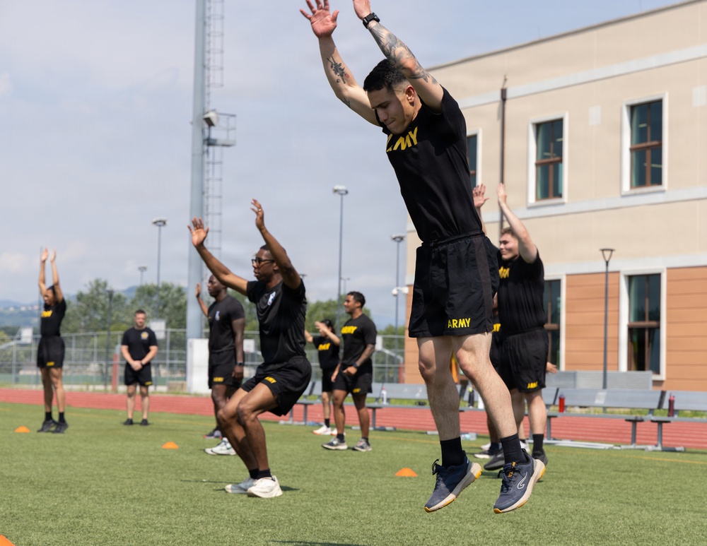 Leaders build readiness during Holistic Health and Fitness-Integrator Master Fitness Trainer course