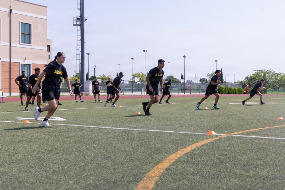 Leaders build readiness during Holistic Health and Fitness-Integrator Master Fitness Trainer course