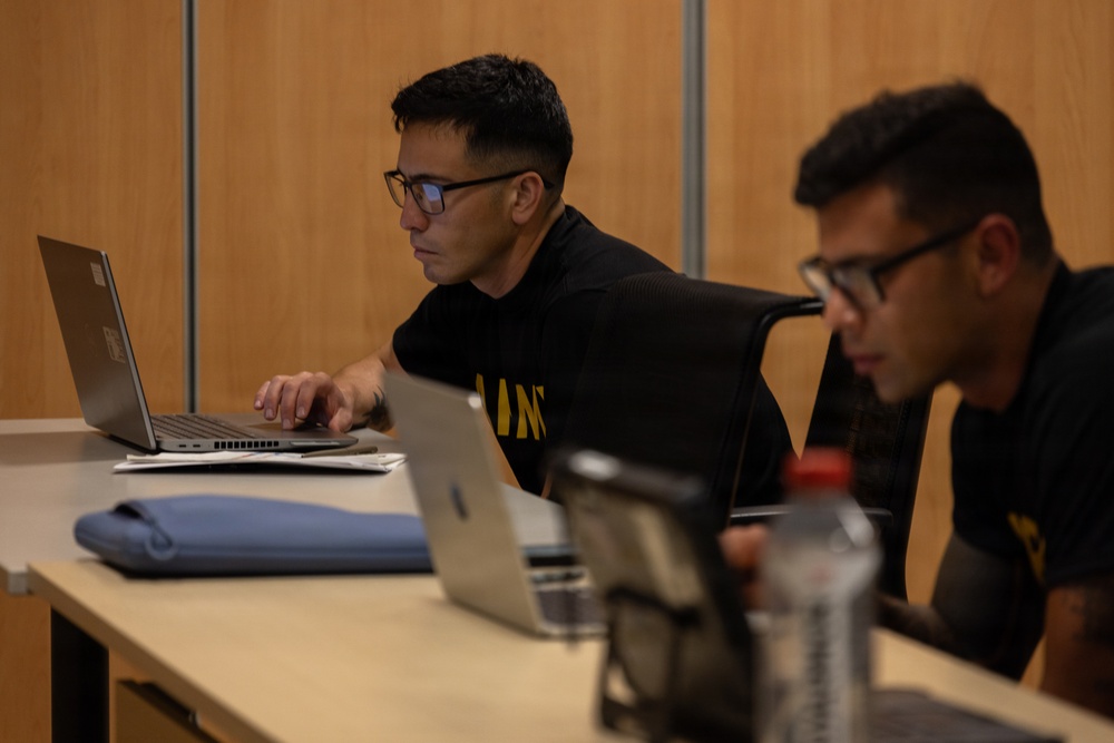 Leaders build readiness during Holistic Health and Fitness-Integrator Master Fitness Trainer course