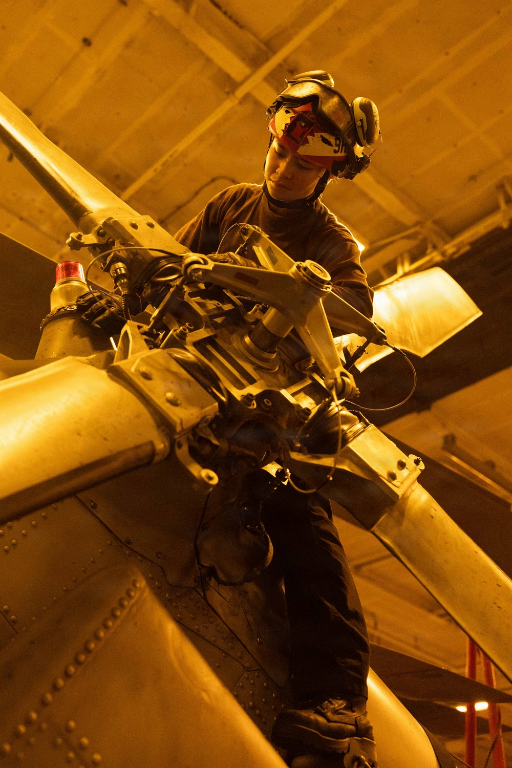 USS George H.W. Bush maintains an MH-60S Sea Hawk