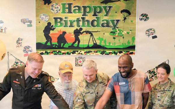 Fort Hamilton Celebrates Army’s 251st Birthday With Community Cake‑Cutting Ceremony