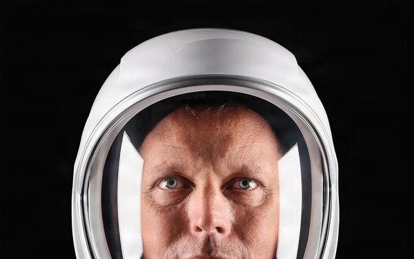 Air Force test pilot tapped as ‘ultimate wingman’ for Artemis III