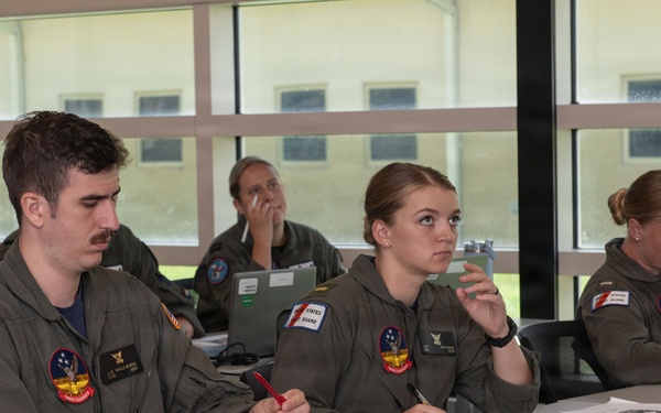 VT-31 Student Naval Aviators Attend Advanced Flight Training Course
