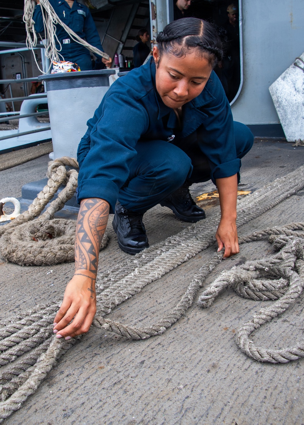 USS Theodore Roosevelt Line Handling