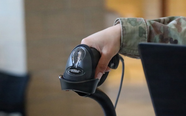 Army Reserve Soldiers strengthen accountability through Tactical Personnel System during Operation Sentinel Justice