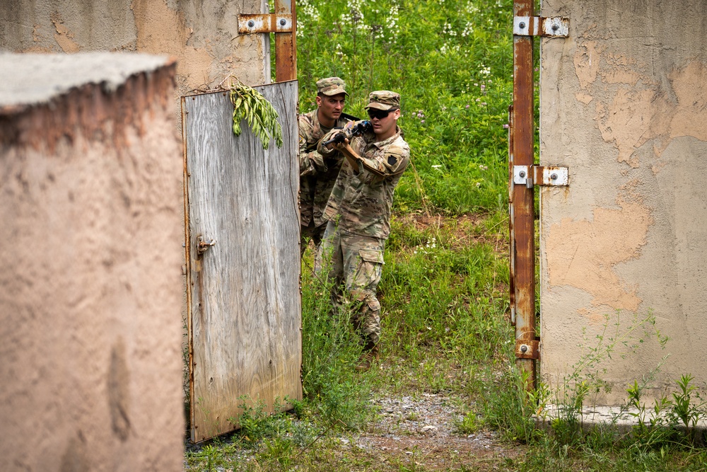 2-112th Infantry Soldiers Execute Urban Operations Training During Tactical Exercise at Fort Indiantown Gap