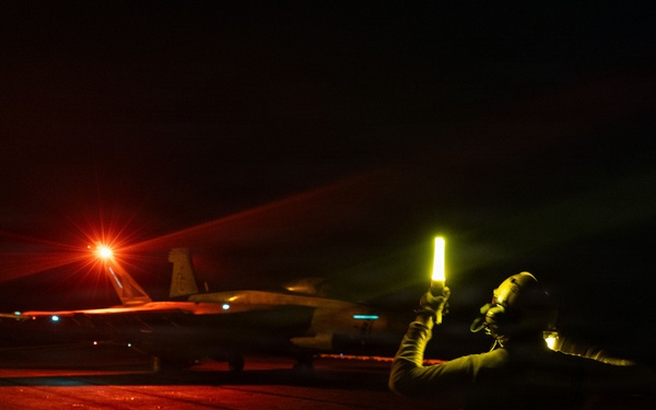 USS George H.W. Bush Conducts Night Flight Ops