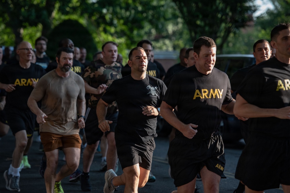 Army Birthday Run Commemorates Army's 251st Birthday