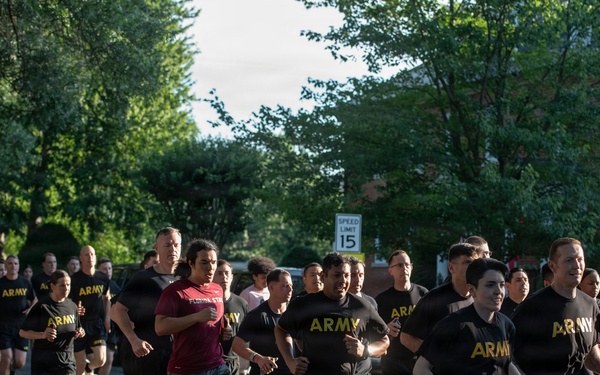 Army Birthday Run Commemorates Army's 251st Birthday