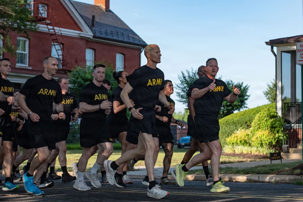 Army Birthday Run Commemorates Army's 251st Birthday