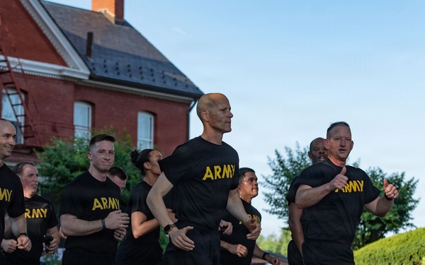 Army Birthday Run Commemorates Army's 251st Birthday