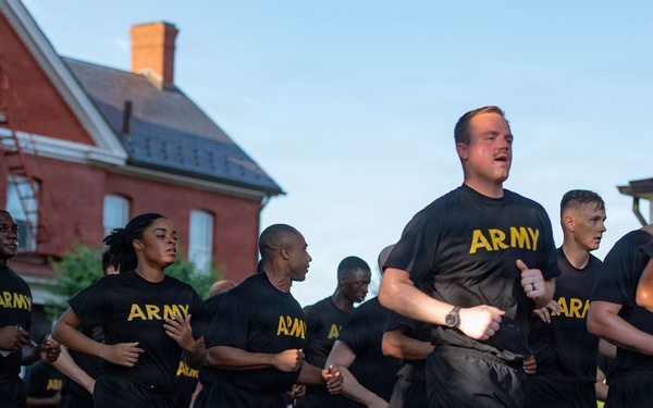 Army Birthday Run Commemorates Army's 251st Birthday