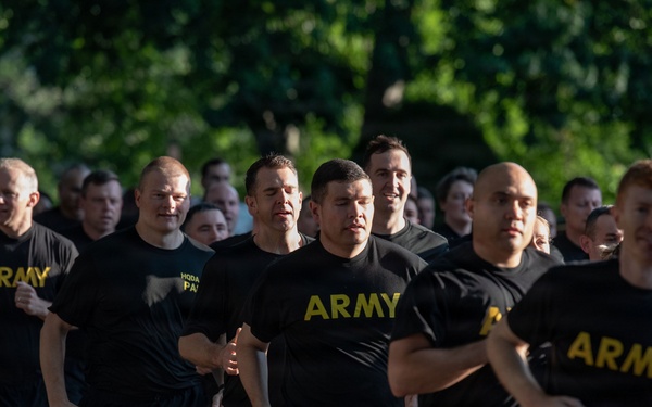 Army Birthday Run Commemorates Army's 251st Birthday