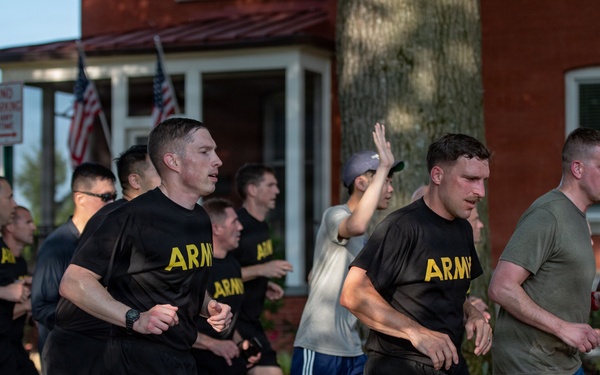 Army Birthday Run Commemorates Army's 251st Birthday