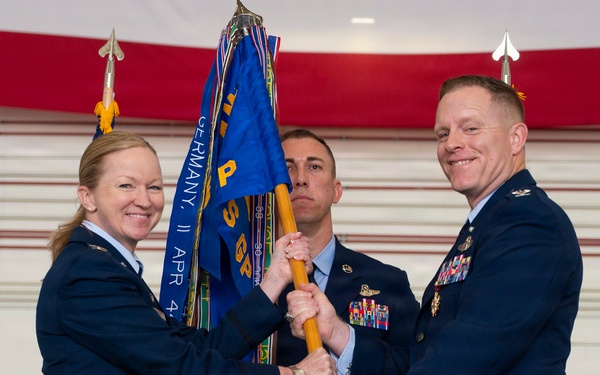 Padgett assumes command of 305th OG