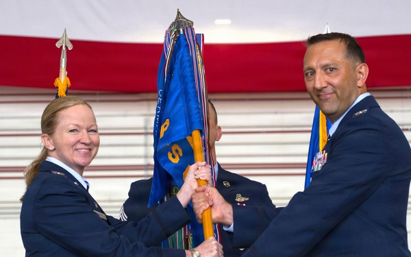 Padgett assumes command of 305th OG