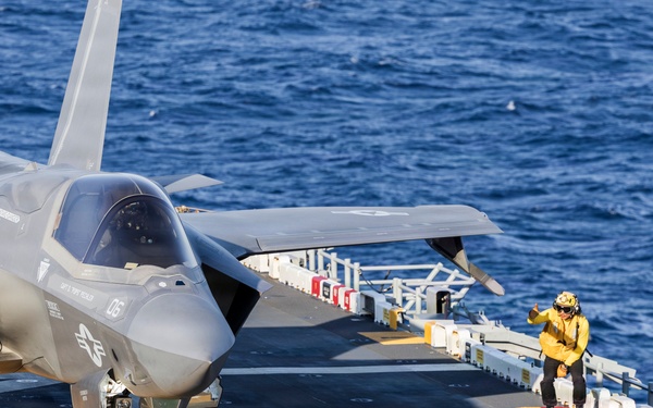 26th Marine Expeditionary Unit’s Type Commanders Amphibious Training | F-35B Lightning II Evening Carrier Qualification