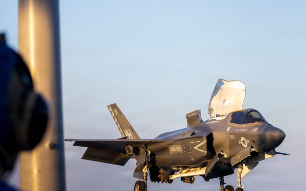 26th Marine Expeditionary Unit’s Type Commanders Amphibious Training | F-35B Lightning II Evening Carrier Qualification