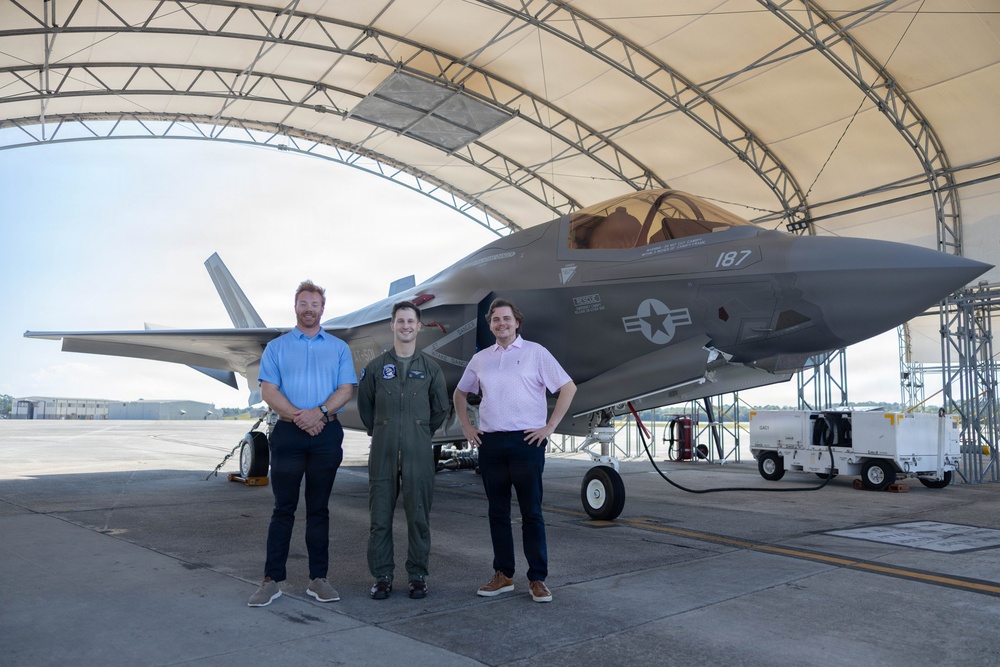 Congressional staffers visit MCAS Beaufort