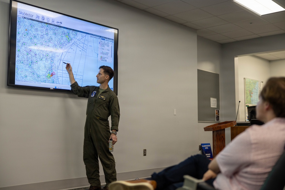 Congressional staffers visit MCAS Beaufort