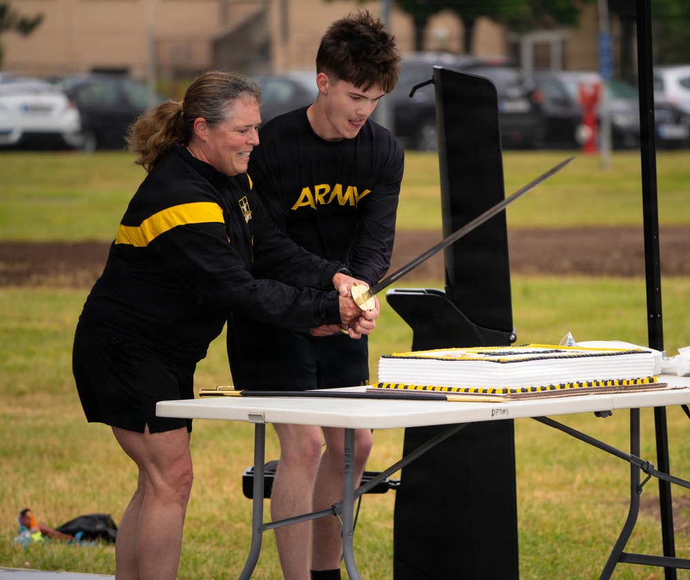 USAG Ansbach Celebrates the Army’s 251st Birthday with Traditional Birthday Run