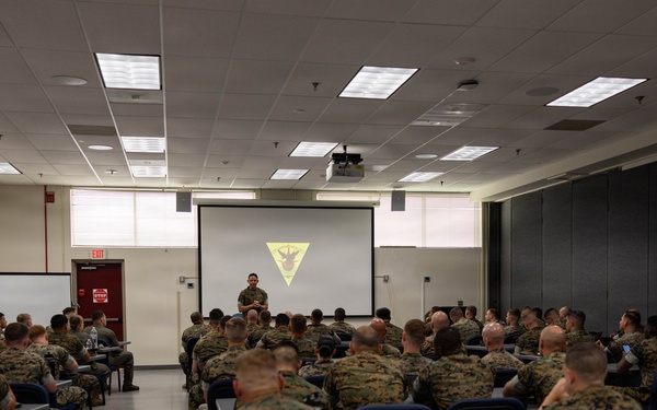 The Sergeant Major of the Marine Corps, Sgt. Maj. Carlos A. Ruiz visits MCAS Cherry Point