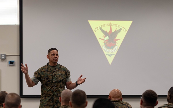 The Sergeant Major of the Marine Corps, Sgt. Maj. Carlos A. Ruiz visits MCAS Cherry Point