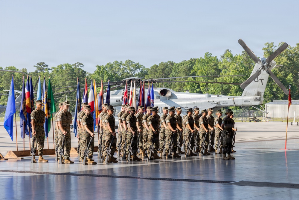 HMHT-302 change of command ceremony